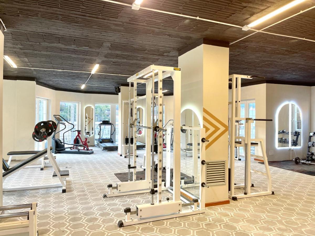 Hotel Internacional Gym & Spa Fushe-Arrez Luaran gambar